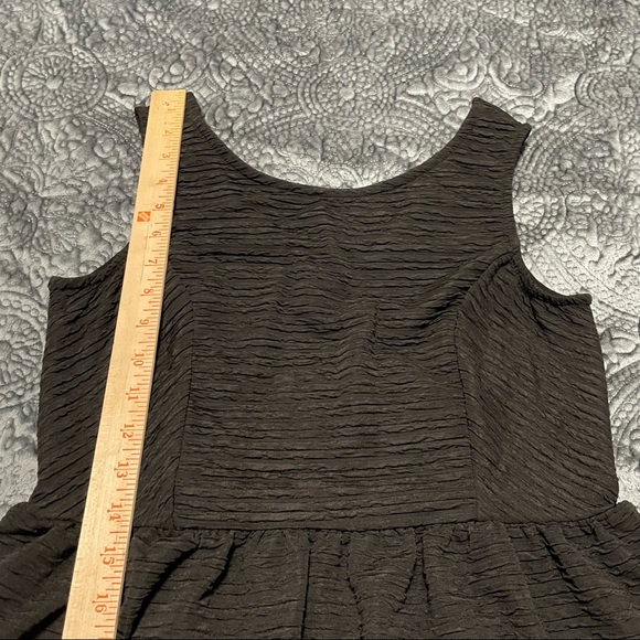 One Clothing Sleeveless Dress - Picture 8 of 10